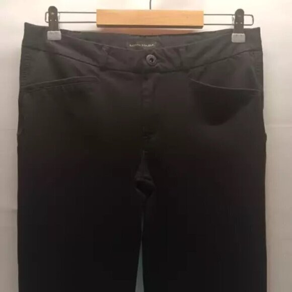 Banana Republic Slim Fit Black Solid Ankle Pants Size 4 Stretch GUC - Picture 2 of 9